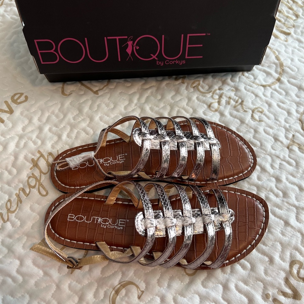 NWT Boutique by Corkys Gladiator Pewter Sandals Women’s Sz 8